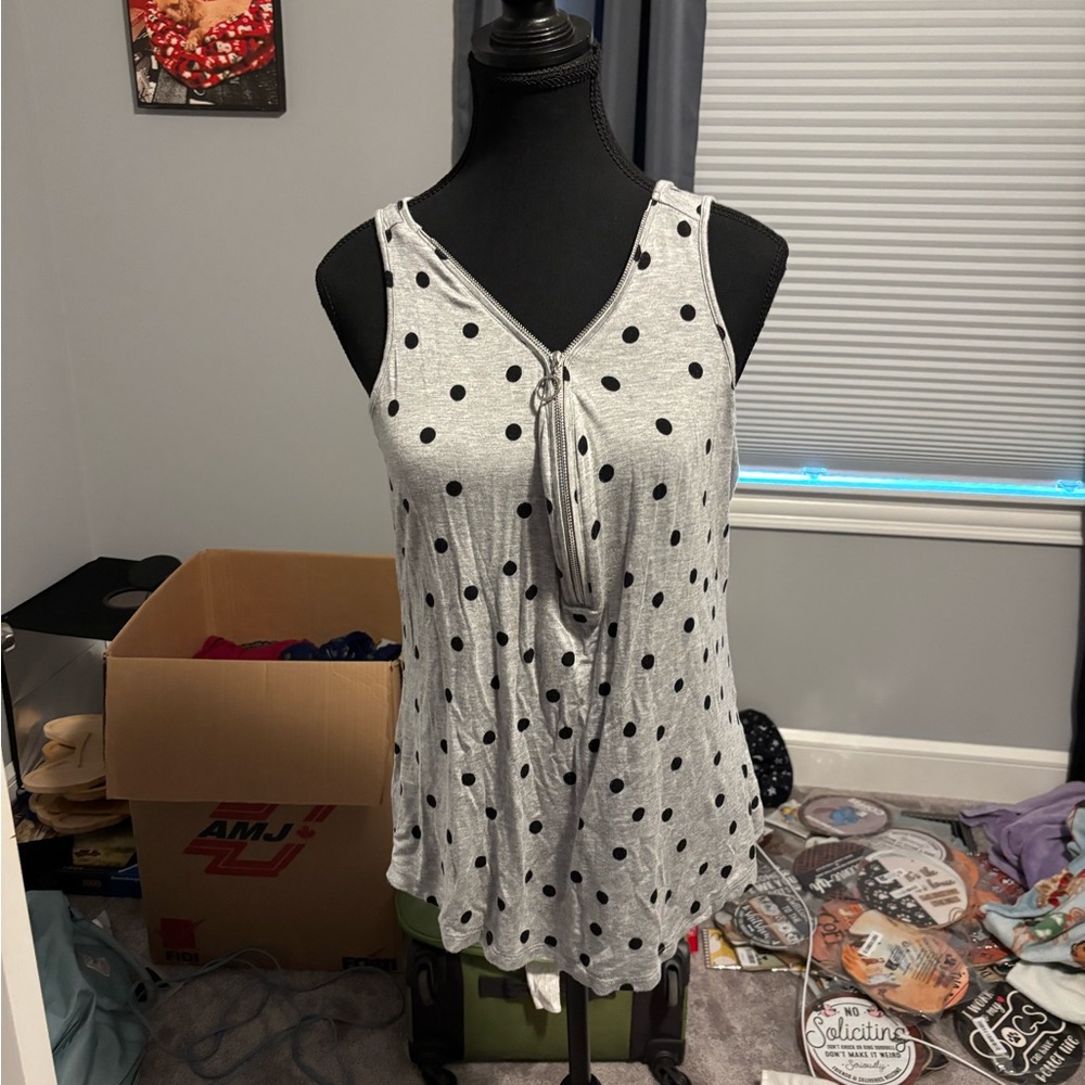 Ricki's Tie Front Tank Top in White and Black